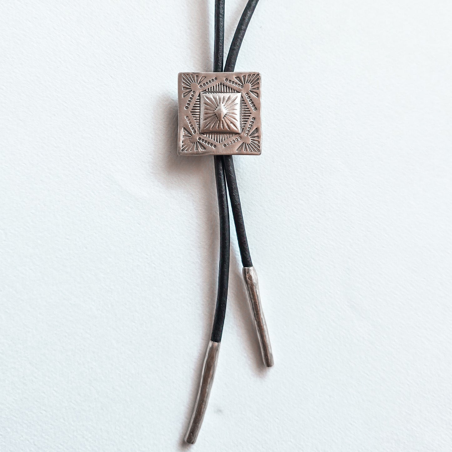 SQUARE CONCHO ~ BOLO