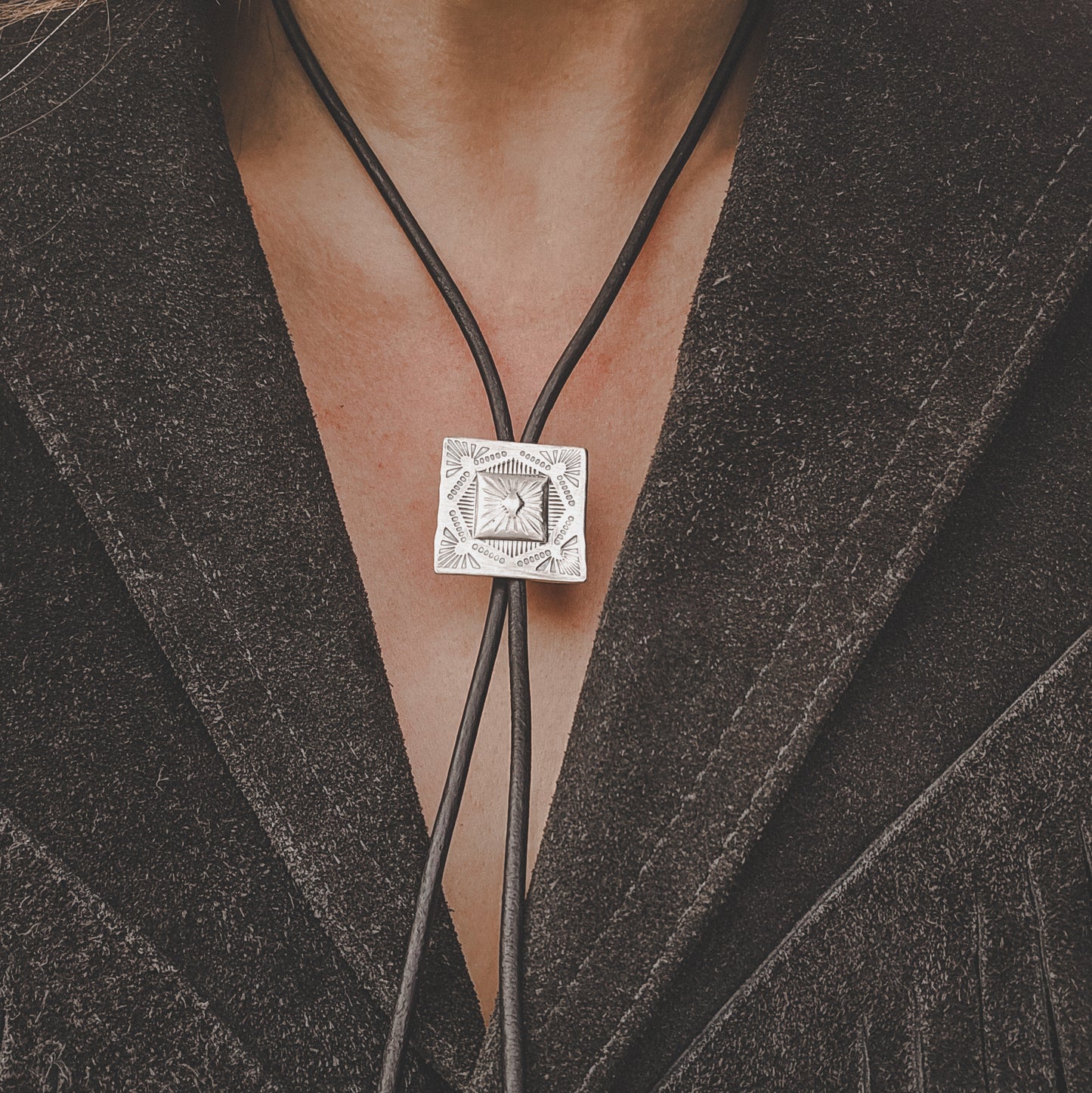 SQUARE CONCHO ~ BOLO